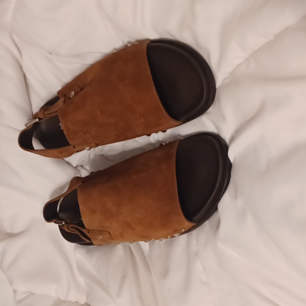 NEW! Men's BALLY sandals!
